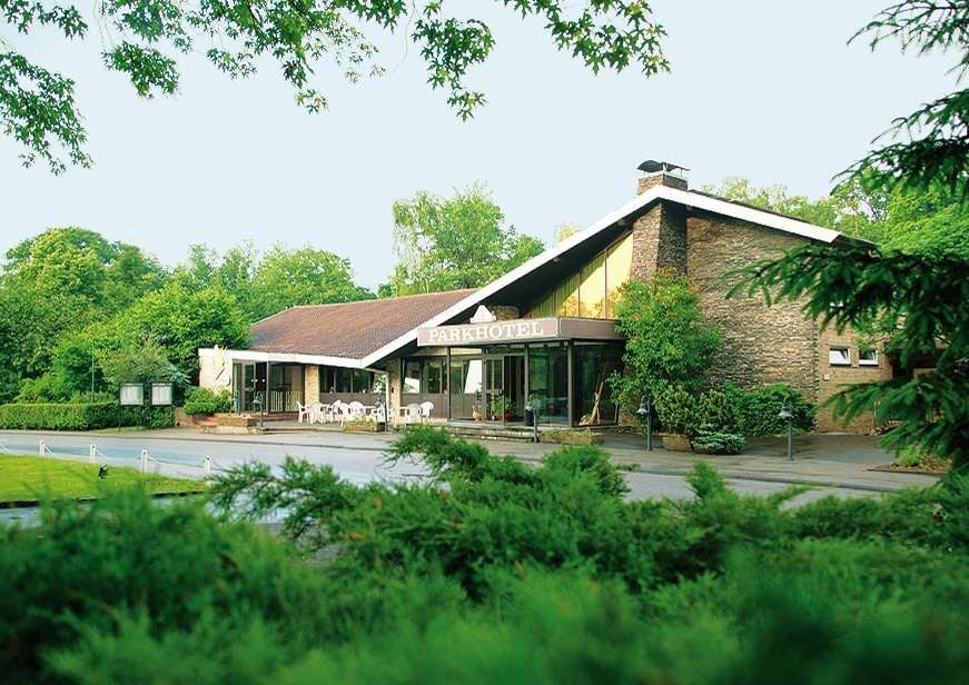 Parkhotel Stadtallendorf Buitenkant foto
